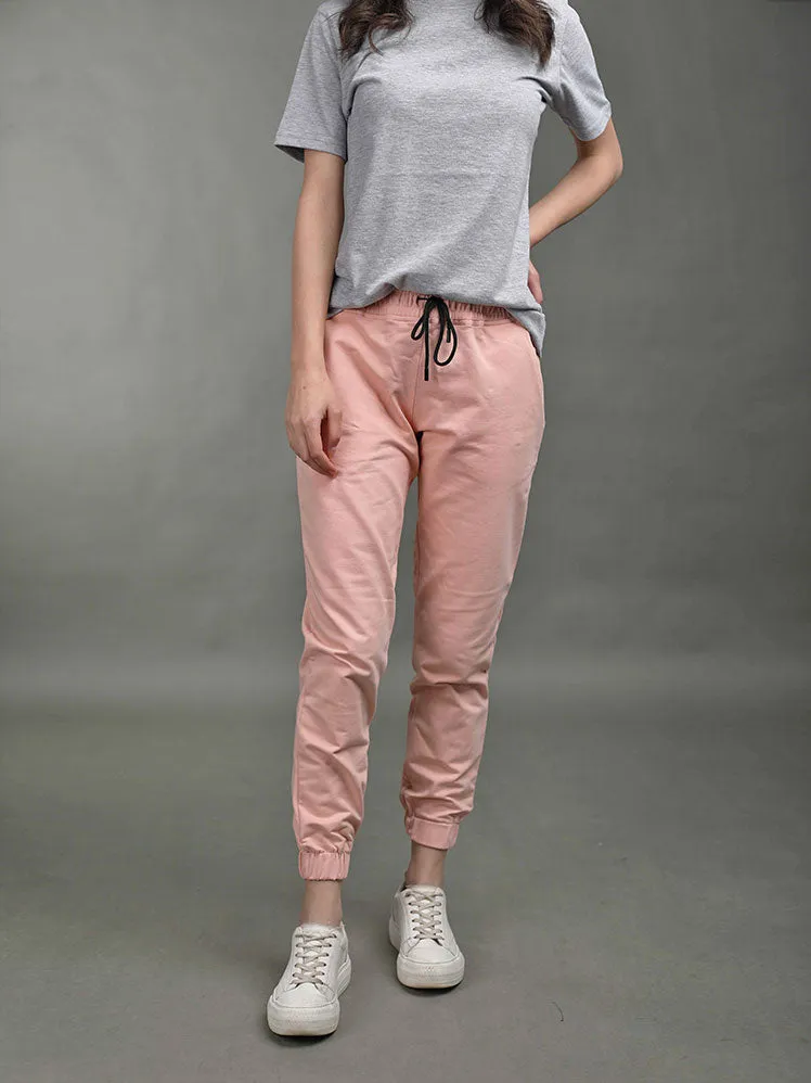 Slim fit -Blush sweatpants.
