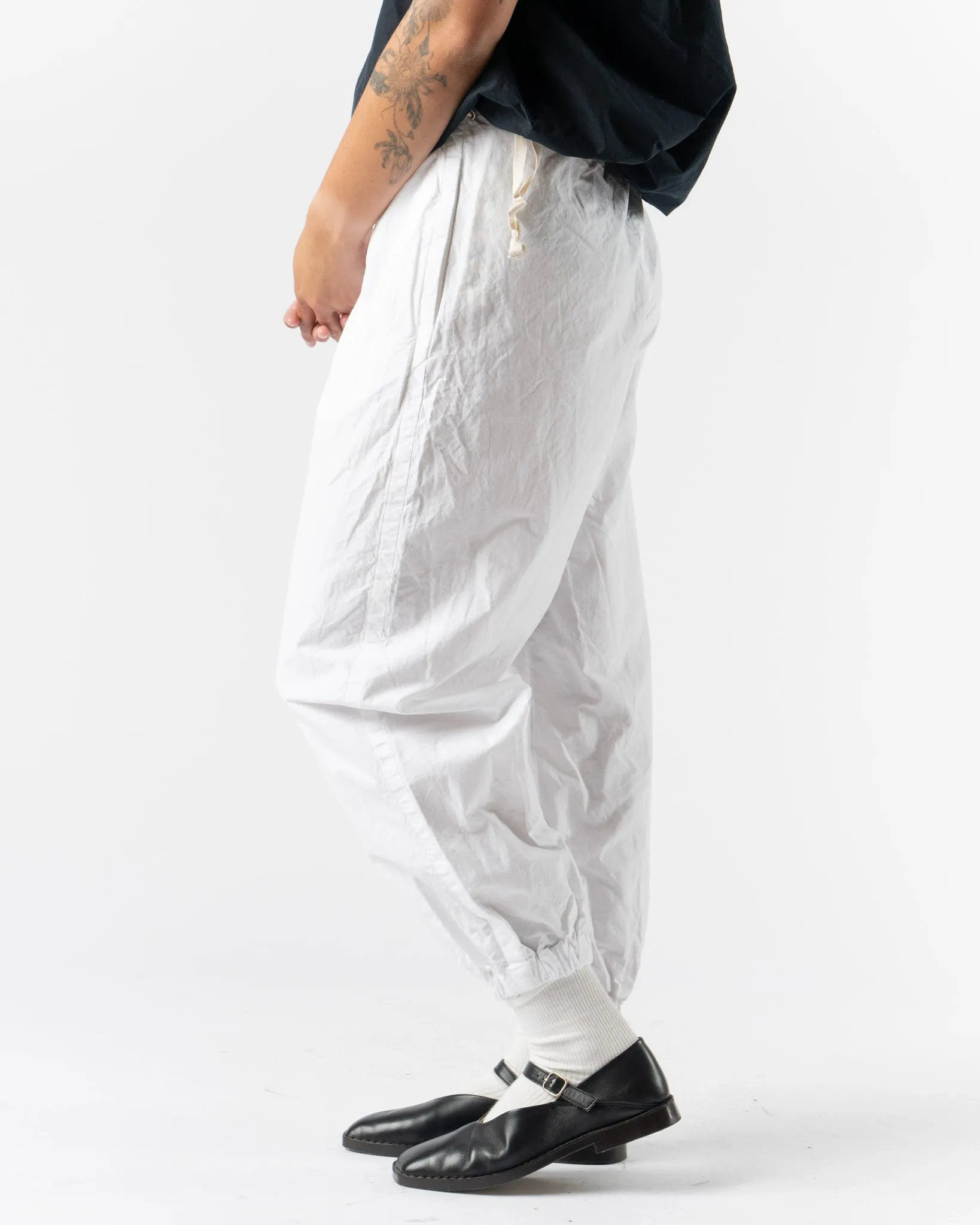 SONO Jamie Joggers in White